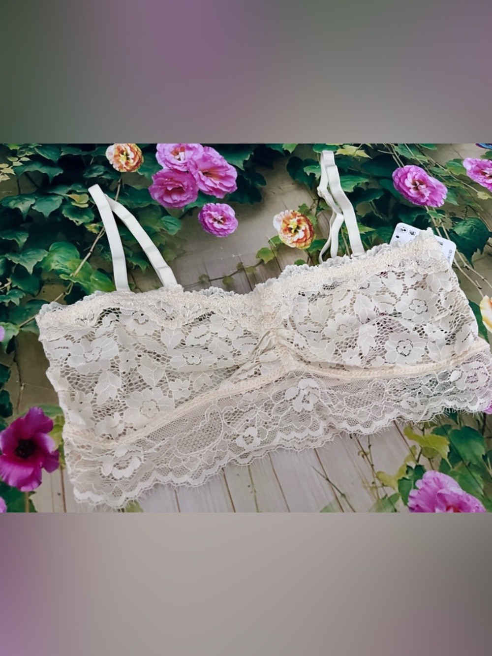 NWT Spell Free Love Lace Bandeau Bralette - Picture 13 of 16